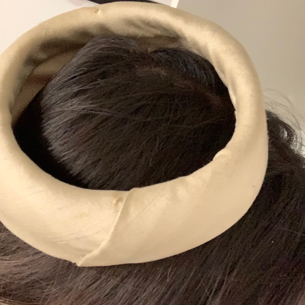 Vintage hat halo